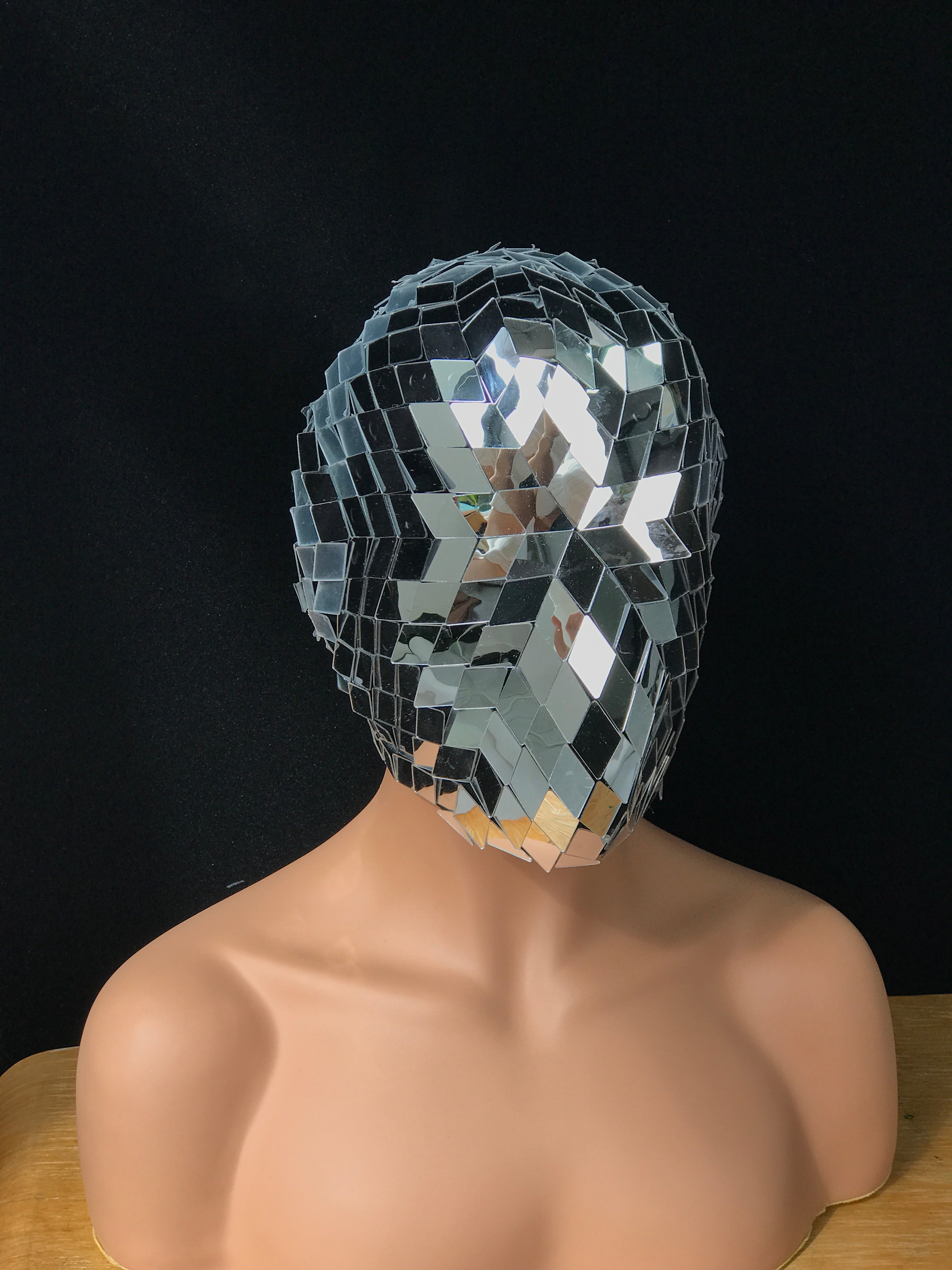 Mirror Cyberpunk Mask: Futuristic Rave Costume, EDM Cosplay